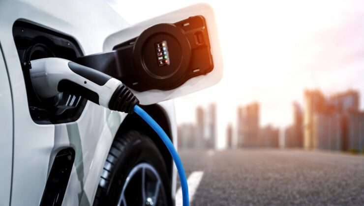Her 10 elektrikli araçtan 6’sı Çin’de satılıyor