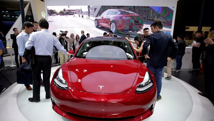 Tesla, ABD’de Fiyatsız Model 3 Çekilişi Başlattı