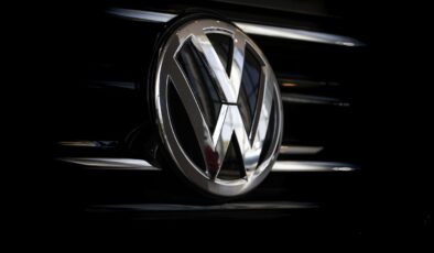 Volkswagen’de büyük kesinti Üretim durduruldu!