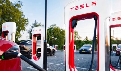 Tesla, İsrail’de Supercharger İstasyonlarını Ücretsiz Yapıyor! İşte Nedeni.