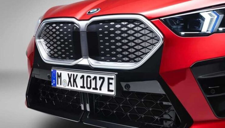 BMW yapay zeka kontrollü dünyadaki ilk tesiste yeni modelin üretimine başlıyor!