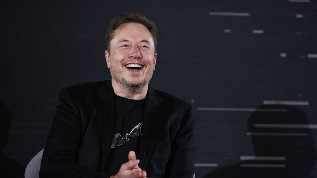 Elon Musk’tan 500 milyon dolarlık şarj hamlesi