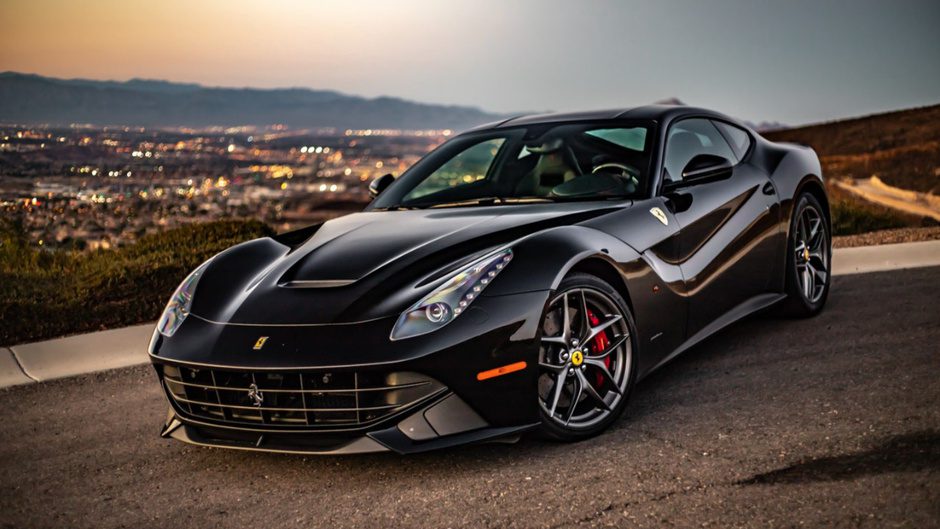 Ferrari'nin ilk elektrikli modeli geliyor - CHIP Online